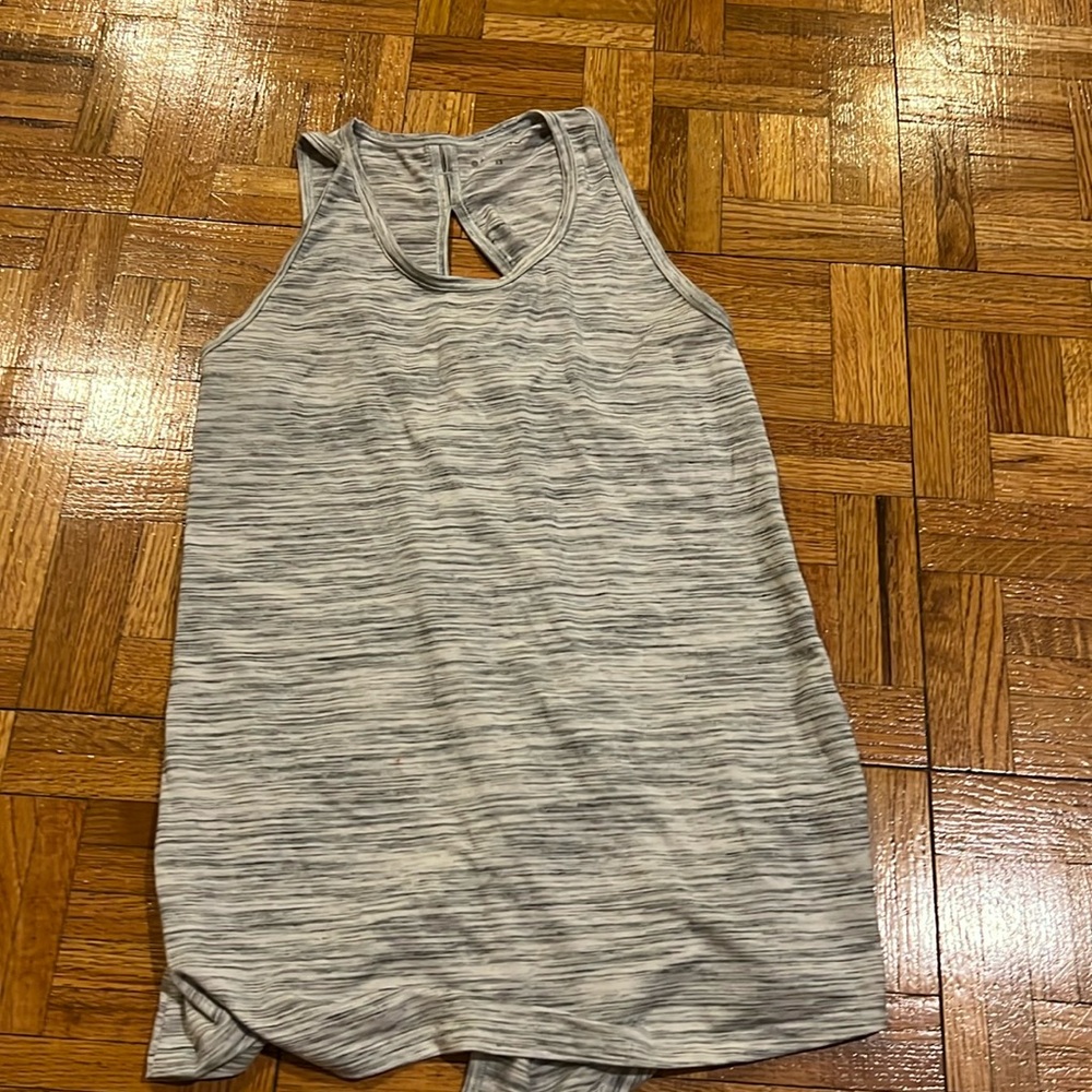 Athleta open back/tie back tank